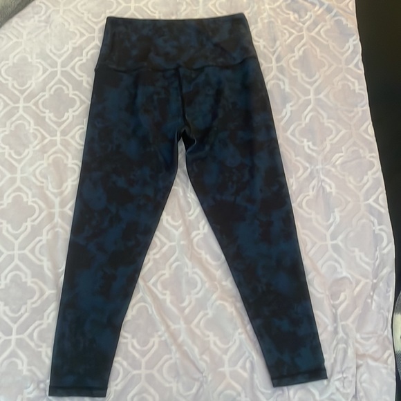 Sol and Mane leggings - Picture 2 of 3